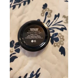 MANNA KADAR COSMETICS Flawless Finish Dual Powder in C2 0.106 oz New In Box