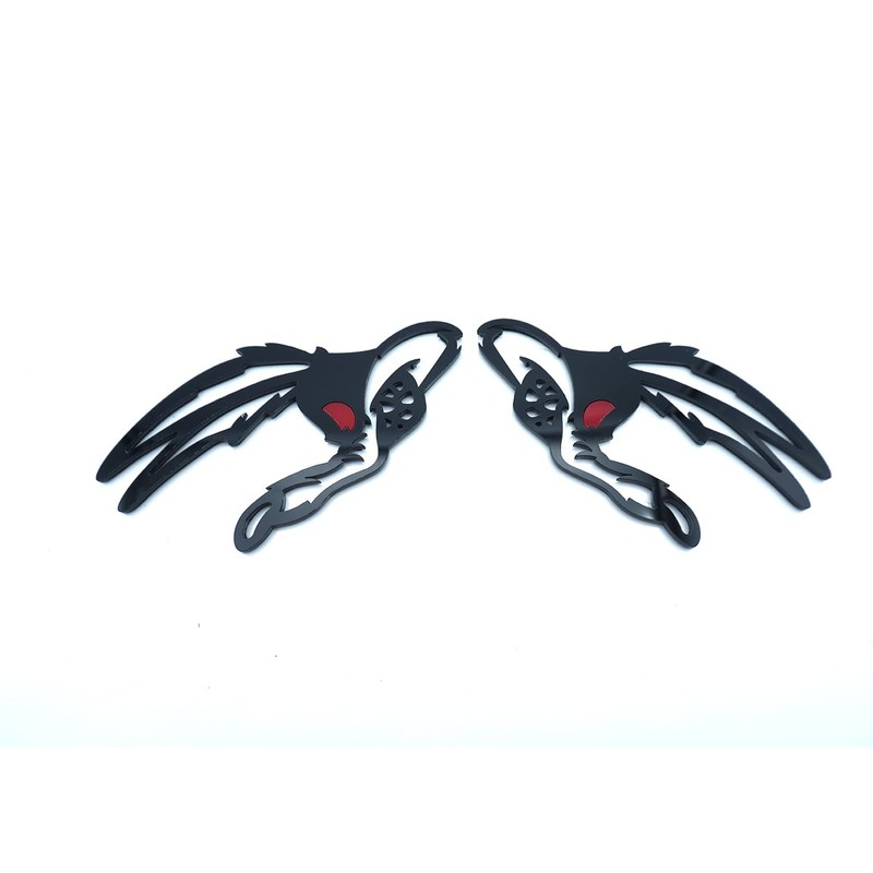 2Pc Coyote Badges Emblem Red Eye Bandit 3D Fender Angry