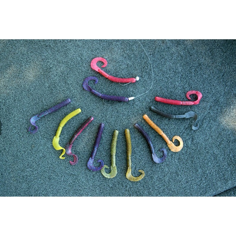 PowerBait MaxScent Lunch Worm Red Shad Green Glitter 6in