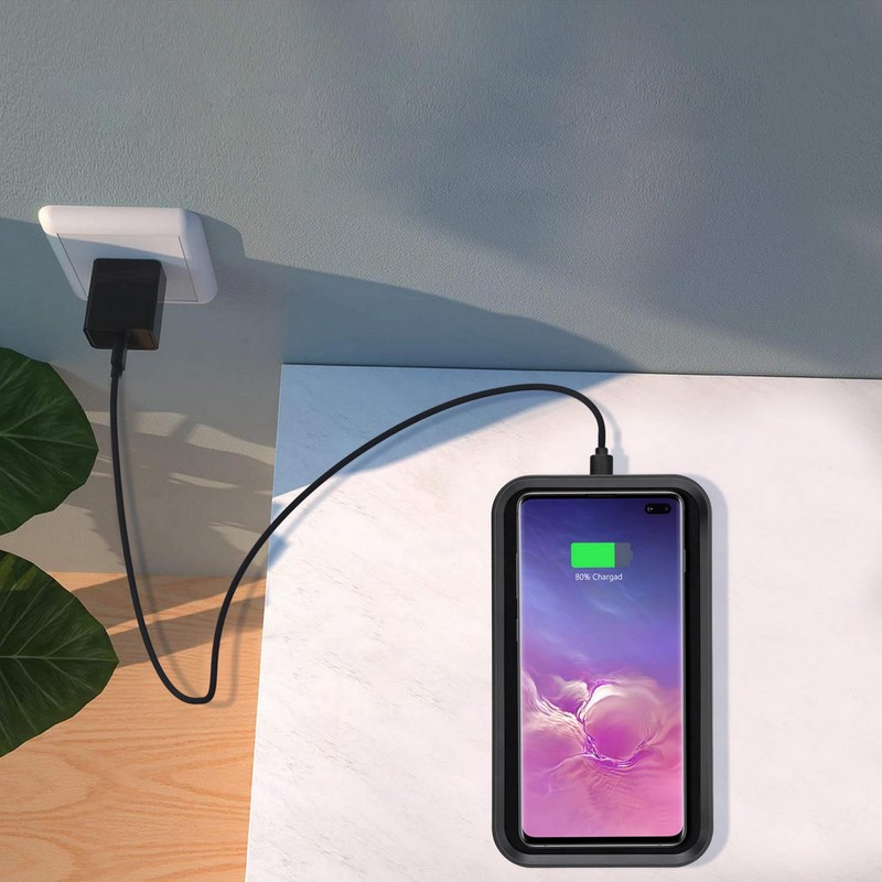 Adesso 10W Max Qi-Certified 3-Coil Wireless Charging Pad AUH-1030