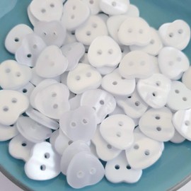 MajorCrafts® 40pcs 12.5mm White Pearlescent 2 holes Heart Resin Sewing Buttons Craft Embellishments
