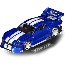 Carrera Evolution - 20027751 I Autorennbahn Slotcar Ford Mustang GTY Drift Edition I Maßstab 1:32 I Ready to Race mit Front & Rücklichtern I Offizielle Ford Lizenz I Drift Action für Jungen & Mädchen