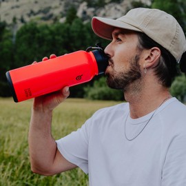 BOTTLE BOTTLE 40 oz sports water bottle stainless steel insulated water bottle with straw and pills holder (neon red)