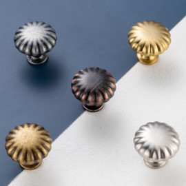 BEROSSA Oil Rubbed Bronze French Style Classical Round Knobs, Kitchen Cabinet Pull Handles, Pack of 10 | Size 1-1/4 Inch, Solid Furniture Hardware for Cupboard Door Dresser Drawer Bathroom Vanity 2510