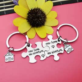 2Pcs New Home Keychain Set First Home Gift Housewarming Gift for New Homeowner House Keyring Moving in Keychain New Home Owners Jewelry Realtor Closing Jewelry