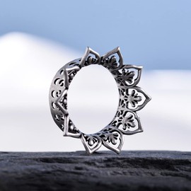 KOOBODY 2PCS Hollow Ear Gauges Plugs Floral Single Flared Tunnels Fashion Expander Stretcher Piercings Brass Gauge Earrings 0g-1"