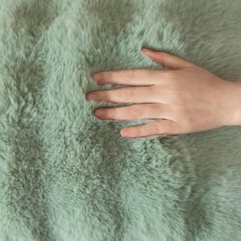 YAERTUN Pack of 2 Sage Green Cushion Covers 16x16 Inch 40x40 cm Thick Soft wool Decorative Throw Pillow covers Pillowcase Faux Fur Plush fluffy for Sofa Couch Bedroom