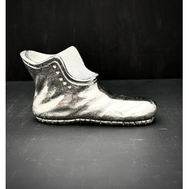 Carving Craft Metal Decor Modern Home Accents, Handmade Living Room Decor Metal Boot Statue Decoration Ornaments, Home Decor Metal, Coffee Table Decor