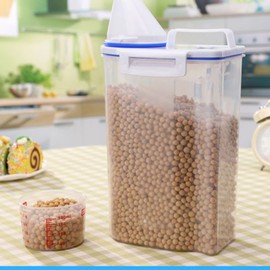Pssopp Small Rice Storage Container, Rice Storage Dispenser, 2kg Capacity, Dry Food Storage Container, Storage Container with Measuring Cup for Beans, Flour
