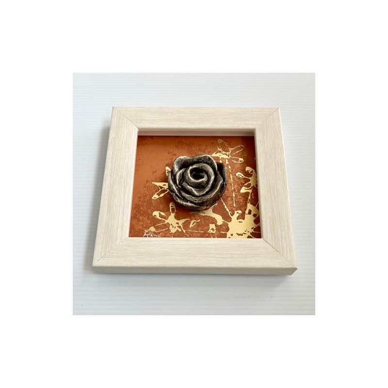 Cuadro Decorativo con Rosa Metálica, Marco Blanco, Arte en Relieve