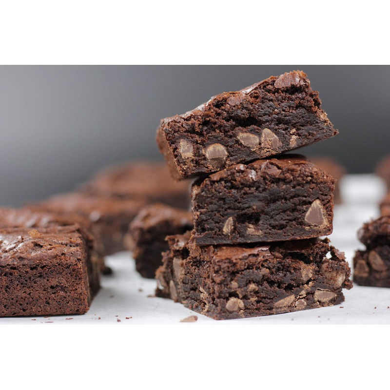 USA Pan Bakeware Nonstick Rectangular Pan with Lid, 9x13-Inches, White