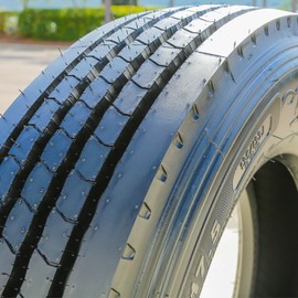 Green Max GTL202 All-Season Commercial Trailer Radial Tire-215/75R17.5 215/75/17.5 215/75-17.5 135/133J Load Range H LRH 16-Ply BSW Black Side Wall