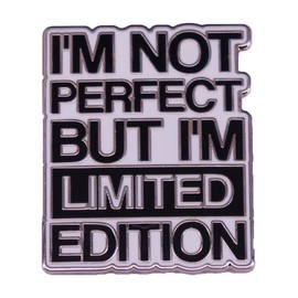 Ich bin nicht perfekt Aber ich bin Limited Edition Enamel Brooch Letter Enamel Pin Badge Cute Enamel Letter Brooch Pin for Bags Jackets Accessories DIY Crafts Christmas, Alloy material
