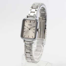 Casio LTP-V009 Series Standard Analog Wristwatch, Rectangle Face, Women's, Overseas Model, Silver x Ice Pink LTP-V009D-4E, Bracelet Type