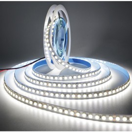 Tesfish 24 V LED Strip Light, White 6000 K 5 m LED Strip Light 10000 LM Super Bright SMD 5050 IP20 Total 600 LEDs LED Strip LED Light Strip for Bedroom, Kitchen, Advertising Decoration