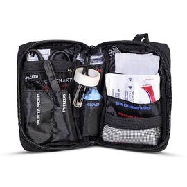 Uncharted Supply Co. Ncleo de primeros auxilios  Kit de primeros auxilios de tamao de viaje con ms de 30 piezas, bolsa de nailon resistente al agua,  