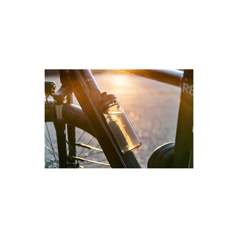 XLC Bicycle Water Bottle: The XLC Fidlock Set WB-K07 with