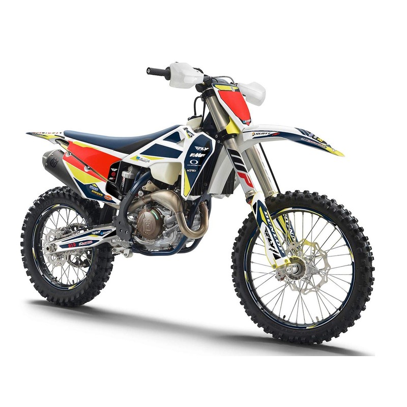 2019-2022 FX Taper White Senge Graphics Complete Kit Compatible with