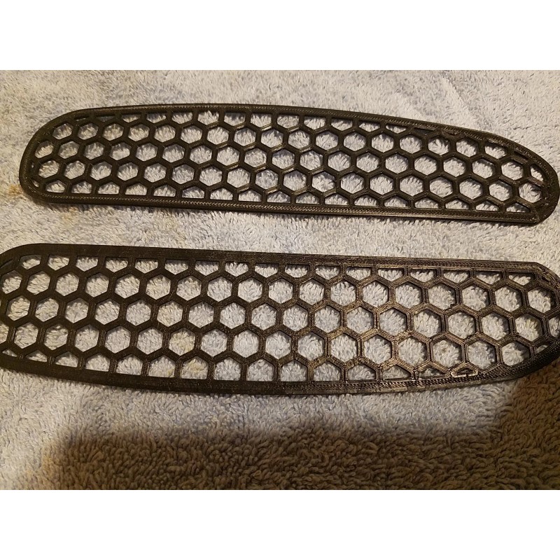 Corvette C5 CORVETTE  BLACK BRAKE DUCT  PLASTIC HONEYCOMB  GRILL GRILLE