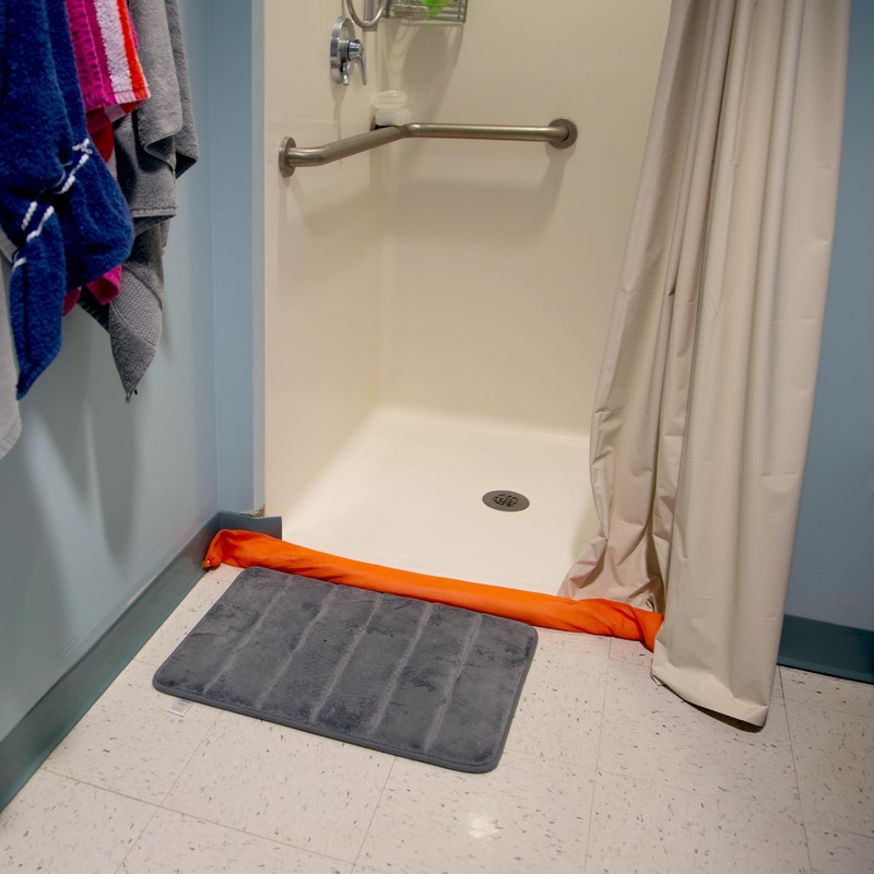 Quick Dam WUGG4-25 Indoor Water Dams – 25-Pack, 4 ft