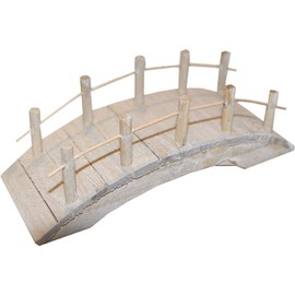 Bridge, length 14.5 cm, width 5 cm, height 4.5 cm, flat