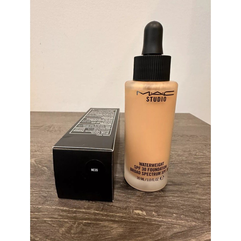 MAC Studio Waterweight SPF 30 Foundation NC 35