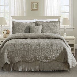 Home Soft Things Damask 4 Piece Bedspread Set, Scalloped Edge Reversible Quilt Coverlet Comforter Prewashed Bedding Set, Matelasse Embossed Floral Solid Pattern,Ash Gray Oversize Queen(110" x 120")