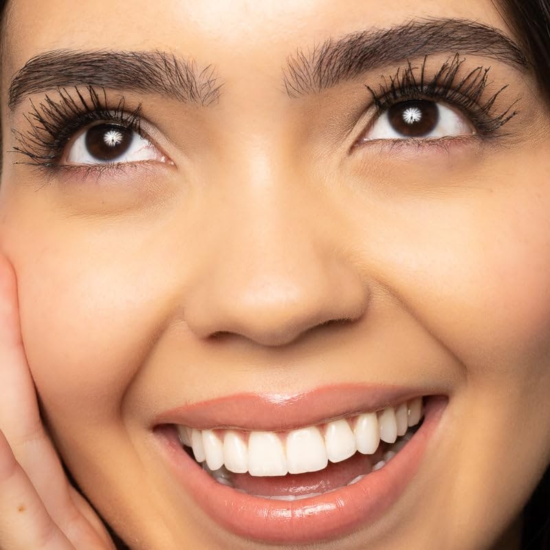 Younique, QUADRA Máscara de Pestañas con Sérum 4 en 1,