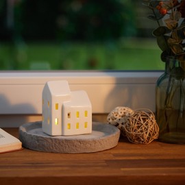 Relaxdays Ceramic Tea Light House, Light House for 1 Tea Light, H x W x D: 9.5 x 7.5 x 6 cm, Tea Light Holder House, White