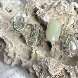 ˡᴬᴺᵀᶤˡ Mongul Green Handmade Nail Tip – Short Oval S / ˡᴬᴺᵀᶤˡ 몽글 그린 수제네일 팁 - 숏오발S