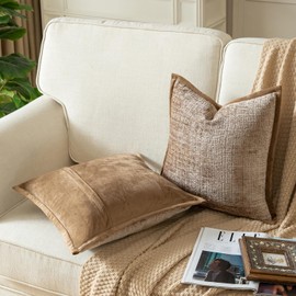 Yaertun Set of 2 Cushion Covers, Camel, 40 x 40 cm, Chenille Cushion Covers, Decorative Cushion Cover, Sofa Cushion, Decorative Cushion, Velvet Back, for Sofa, Bedroom, Living Room, Soft, Cosy