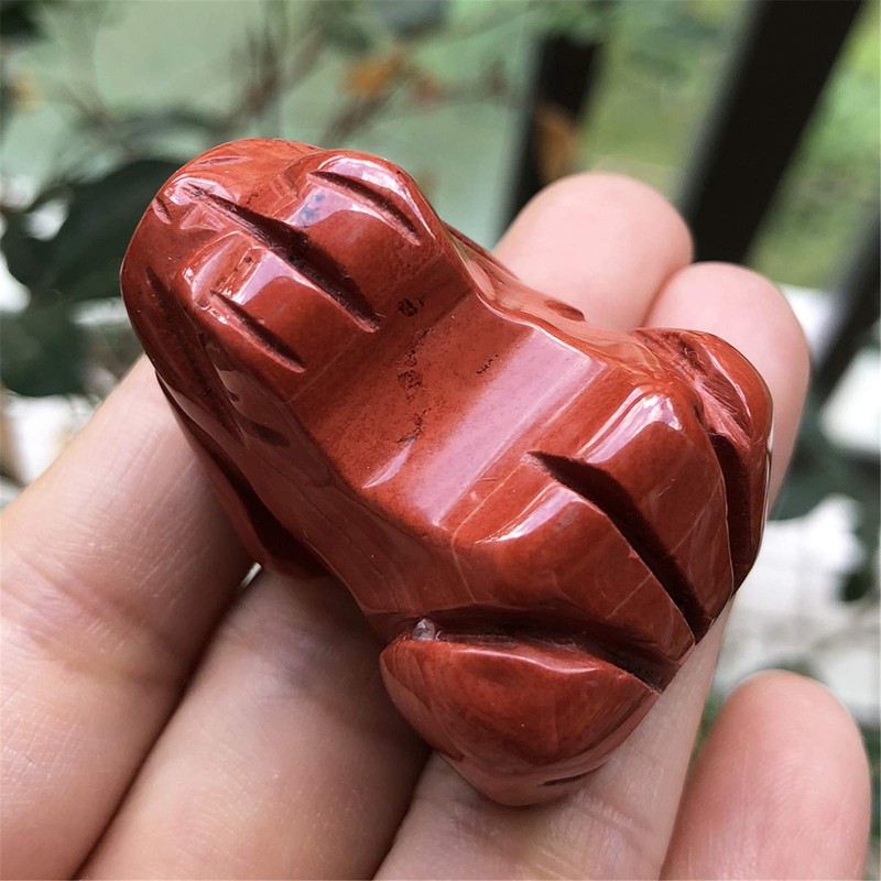 Ladeukoi Carving Red Jasper Stone Frog Statue, Healing Crystal Animal