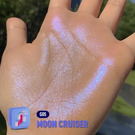 Kaleidos The Space Age Highlighter | Color-Shifting, Natural Glow, Multichrome, Translucent, Rave Makeup, Festival Makeup, Cosmetic Gift, Holographic Makeup, Ethereal Makeup, Duochrome, Glassy Skin:_Moon Cruiser