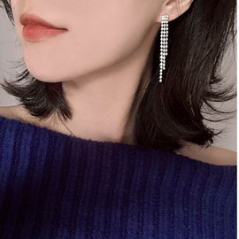 Boho Crystal Chandelier Drop Earrings Crystal Tassel Dangle Earrings Silver Paved Cz Chain Earrings Rhinestone Chandelier Earrings Wedding Cz Tassel Earrings for Women