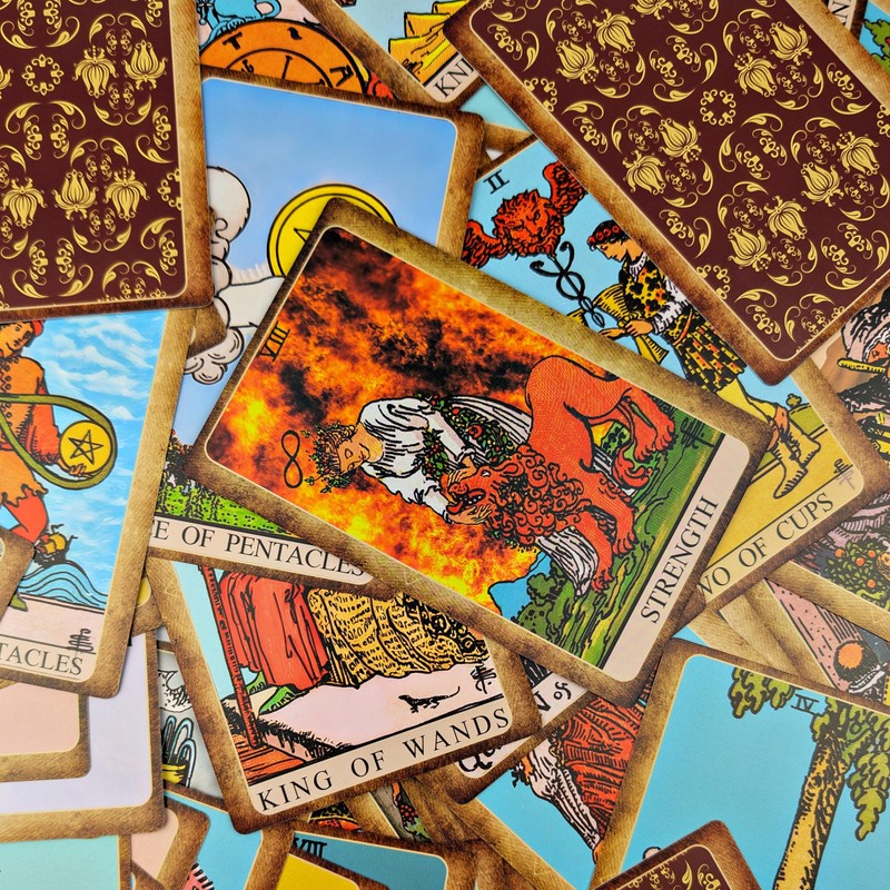 Witchy Cauldron Large Tarot Cards –Based on The Classic Rider