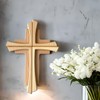 Kaltner Präsente Geschenkidee - Wandkreuz Echtes Holz Buche und Ahorn