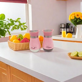 Pack of 2 Salt and Pepper Pots Salt and Pepper Shaker Salt and Pepper Set Salt Shaker Salt Pot Kitchen Accessories (Pink)