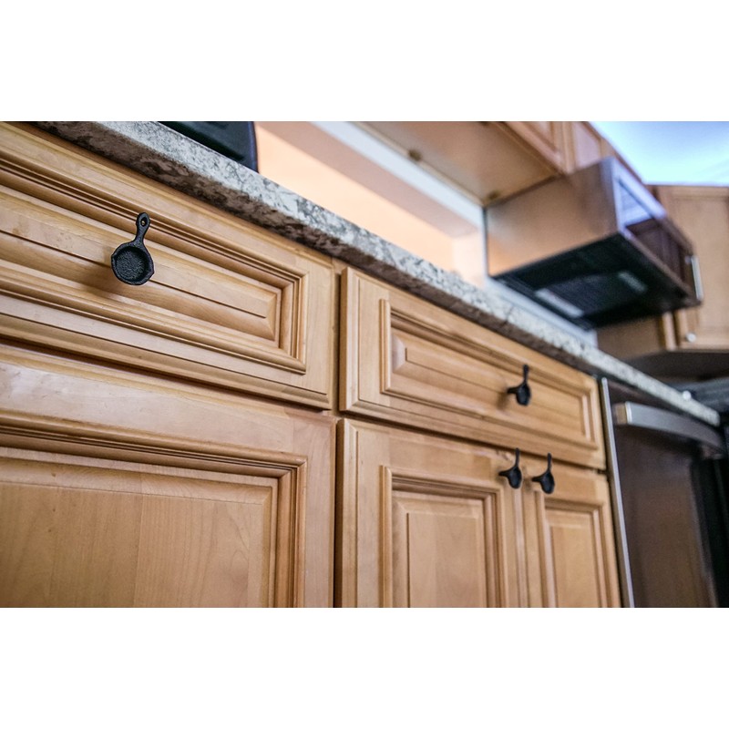 Zeckos Set of 6 Black Mini Cast Iron Skillet Drawer