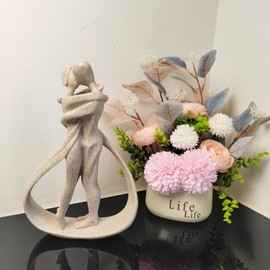 PIGPIGFLY Couple Hugging Statue, Decorative Figures,Living Room,Home Store Decoration,Modern Abstract Art Sculptures Decoration,Office Decorations,Polyresin,Gift(Sandstone)