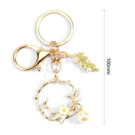 Gallkeat Key Ring Flower with Beads, Kawaii Bag Charm for Women, Aesthetic Bag Charm, Cute Keychain