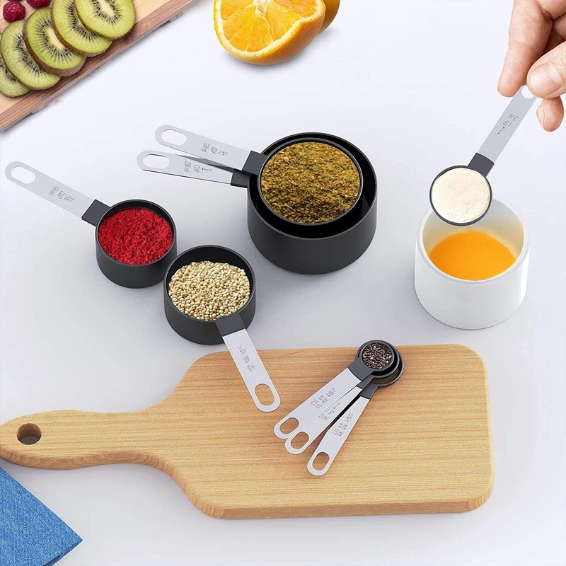 black Measuring Tools 8-Piece - 4 Measuring Cups / 4
