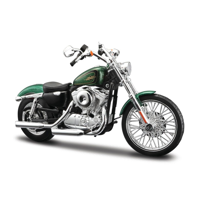 Maisto 32335GRN 2013 Harley Davidson XL 1200V Seventy Two Green