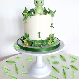 Blumomon 100PCS Greenery Confetti Flower Table Confetti Bridal Baby Shower Decorations Green Confetti Boho Table Decoration for Wedding Bridal Theme Party Engagement Party Decorations