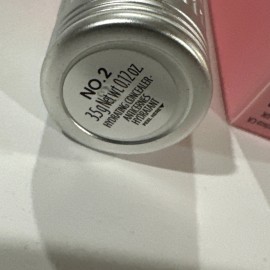 BENEFIT BOI-ING HYDRATING CONCEALER NO.2 LIGHT NEUTRAL New/Box