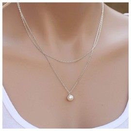 Andelaisi Boho Pearl Choker Necklace Layered Pearl Necklace Choker Silver Floating Pearl Necklace Choker Vintage Pearl Pendant Necklace Jewelry for Women