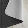 Lions 2 Piece Non Slip Striped Bath Mat & Pedestal