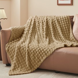 BEDELITE Camel Throw Blanket for Couch and Bed- Super Soft and Warm 3D Checkered Fluffy Fuzzy Fleece Blanket, Luxurious Plush Cozy Blanket for Room Decor Fall and Winter, 50x60 inches
