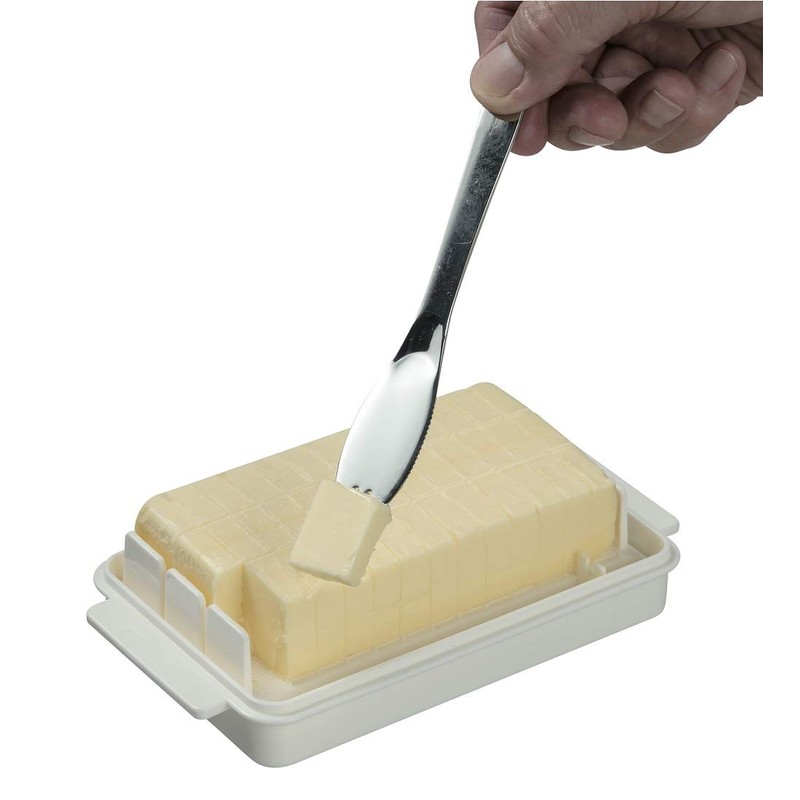 Skater BTG1N Quantitative Cutting Butter Case, Curious George ZOO