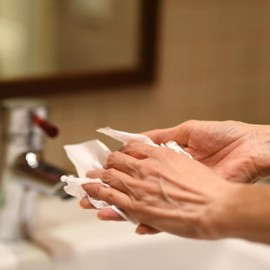 Karat Multifold Paper Towels - Absorbent and Sturdy - Kraft, 334 Sheets X 12 Packs, Recycled Fibers