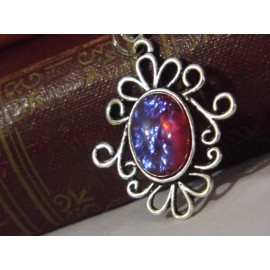Unbranded MEXICAN FIRE OPAL Czech  PURPLE SCROLL PENDANT NECKLACE VICTORIAN DRAGONS BREATH